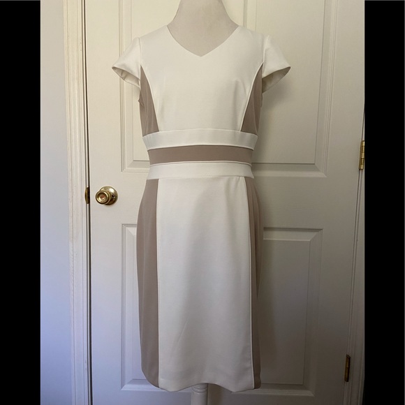 Alex Marie Dresses & Skirts - 😍Pretty Cream/Tan Dress